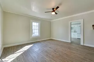 7 Ross St, Greenville, SC 29611 - Photo 3