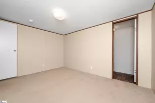 30857 E 72 Hwy, Whitmire, SC 29178 - Photo 11