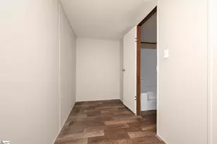 30857 E 72 Hwy, Whitmire, SC 29178 - Photo 9