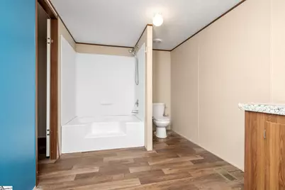 30857 E 72 Highway, Whitmire, SC 29178 - Photo 7