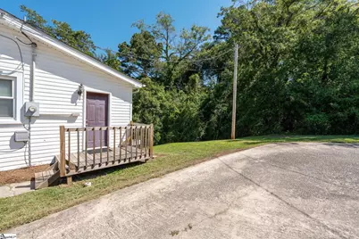 514 N Broad Street, Clinton, SC 29325 - Photo 17