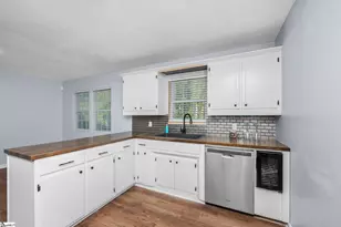 861 Pine Crest St, Woodruff, SC 29388 - Photo 7