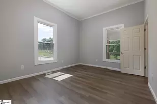 400 N Bell Street Ext, Clinton, SC 29325 - Photo 13