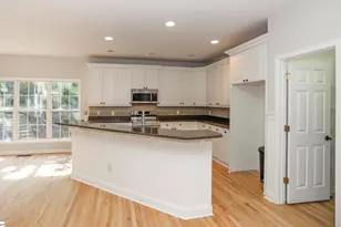 1205 Farming Creek Dr, Simpsonville, SC 29680 - Photo 17