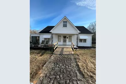 304 Stutts Avenue, Union, SC 29379 - Photo 1
