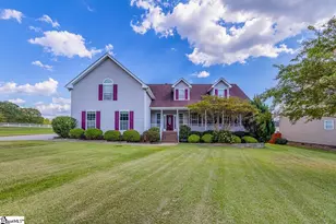 608 Saddlebred Dr, Pelzer, SC 29669 - Photo 3