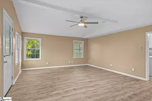 135 Overbrook Cir, Spartanburg, SC 29306 - Photo 13