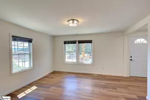 109 Rebecca St, Greenville, SC 29607 - Photo 9