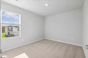 674 Cozy Blf Rd, Spartanburg, SC 29301 - Photo 13