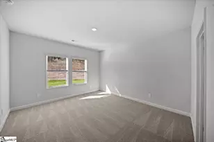 560 Cozy Blf Rd, Spartanburg, SC 29301 - Photo 13