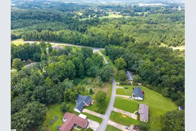 68 Calton Drive, Gaffney, SC 29341 - Photo 5