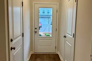 12099 Lansbury Dr, Inman, SC 29349 - Photo 5