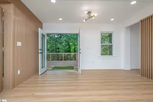 101 Ashford Ave, Greenville, SC 29609 - Photo 9