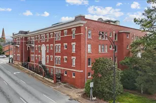 400 E Washington St, Greenville, SC 29601 - Photo 39