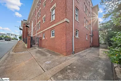 400 E Washington Street #Unit 27, Greenville, SC 29601 - Photo 25