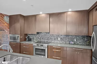 400 E Washington Street #Unit 27, Greenville, SC 29601 - Photo 19