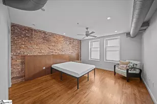 400 E Washington St, Greenville, SC 29601 - Photo 21