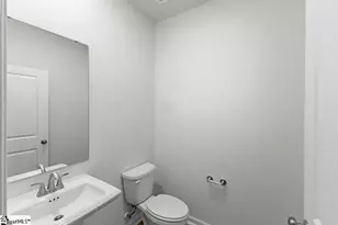 1009 Skidaway Dr, Spartanburg, SC 29303 - Photo 9