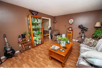 304 Hampshire Court, Spartanburg, SC 29301 - Photo 3