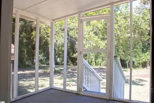 340 W Peachtree St, Woodruff, SC 29388 - Photo 23