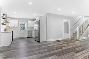 340 W Peachtree St, Woodruff, SC 29388 - Photo 9