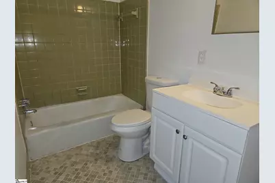 62 Circle Drive, Greenville, SC 29617 - Photo 7