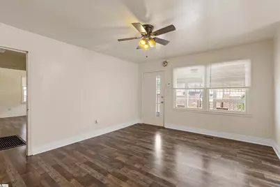 509 W Carolina Avenue, Clinton, SC 29325 - Photo 9