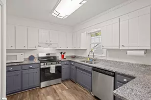 101 Meadowview Dr, Taylors, SC 29687 - Photo 17