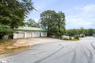 301 Washington Ave, Easley, SC 29640 - Photo 9