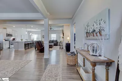 402 Reedy Springs Lane, Greenville, SC 29605 - Photo 5