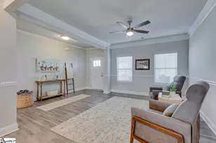 402 Reedy Springs Ln, Greenville, SC 29605 - Photo 9