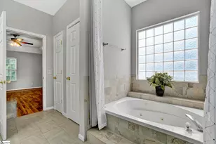 298 N Orchard Dr, Taylors, SC 29687 - Photo 21