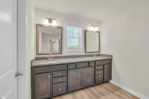 2029 Halton Oaks Dr, Spartanburg, SC 29303 - Photo 21