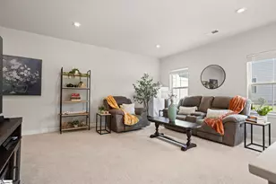 561 Martin Crk Dr, Simpsonville, SC 29680 - Photo 13