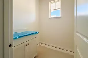 615 Autumn Lk Rd, Simpsonville, SC 29681 - Photo 3