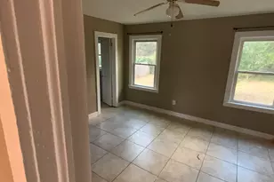 8 W 8th St, Greenville, SC 29611 - Photo 23