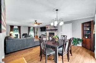 1002 Greenwood Ct, Easley, SC 29642 - Photo 9