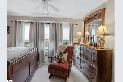 401 E Rutledge Avenue, Gaffney, SC 29340 - Photo 33