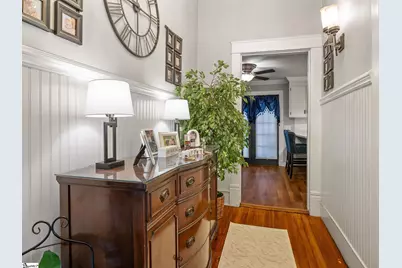 401 E Rutledge Avenue, Gaffney, SC 29340 - Photo 15