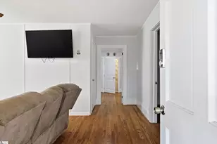 938 2nd Ave, Greenville, SC 29611 - Photo 3