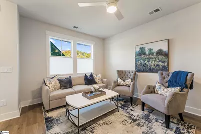 1194 N Pleasantburg Drive, Greenville, SC 29607 - Photo 3