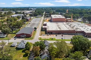 401 Connecticut Ave, Greer, SC 29650 - Photo 43