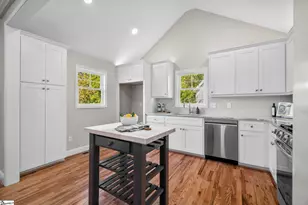 401 Connecticut Ave, Greer, SC 29650 - Photo 11