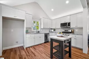 401 Connecticut Ave, Greer, SC 29650 - Photo 13