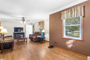 108 Edgewood Dr, Laurens, SC 29360 - Photo 5