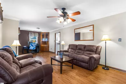 108 Edgewood Drive, Laurens, SC 29360 - Photo 3