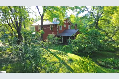 700 N Trade Avenue, Landrum, SC 29356 - Photo 33