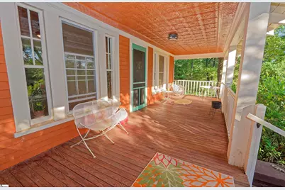 700 N Trade Avenue, Landrum, SC 29356 - Photo 7