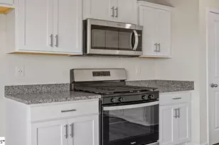 3010 Hunters Brook Dr, Boiling Springs, SC 29316 - Photo 15