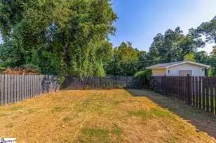 18 Blackwood St, Greenville, SC 29611 - Photo 37